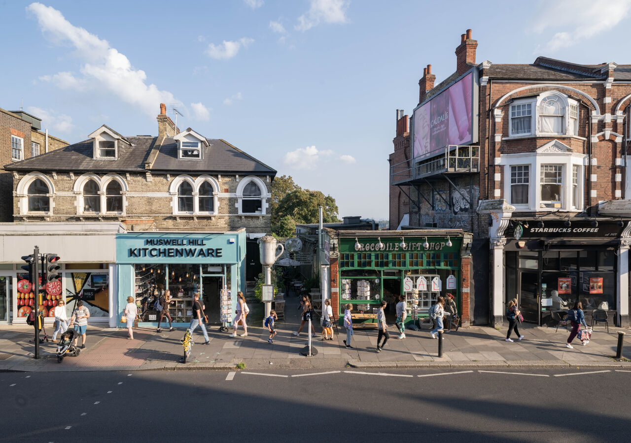 Muswell Hill Sale Photo