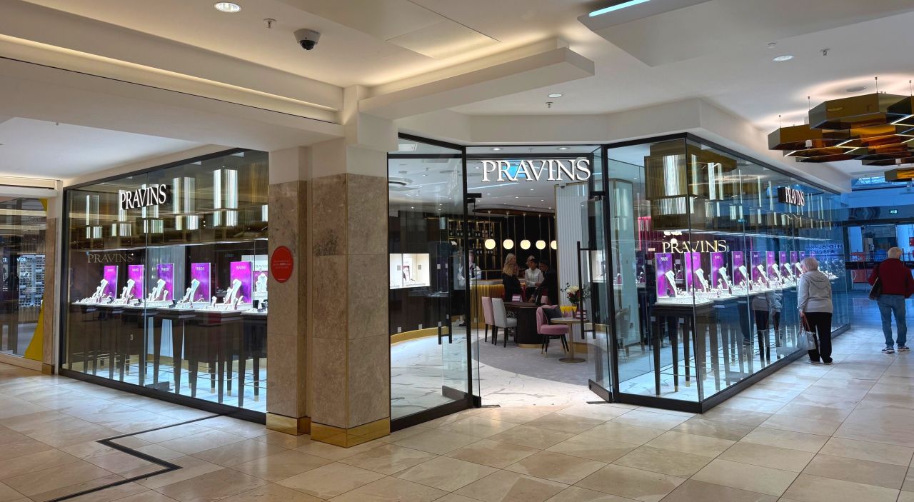 Pravins Opening Milton Keynes