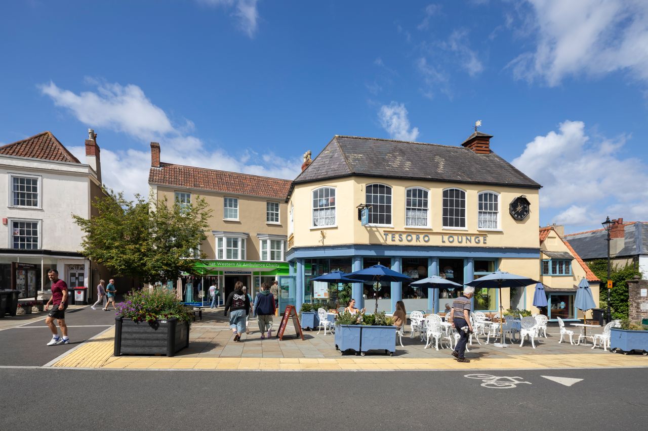 Thornbury 14 High Street Photo